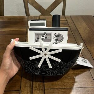 NWT Loungefly Stitch Shoppe Exclusive Steamboat Willie Figural Crossbody Bag